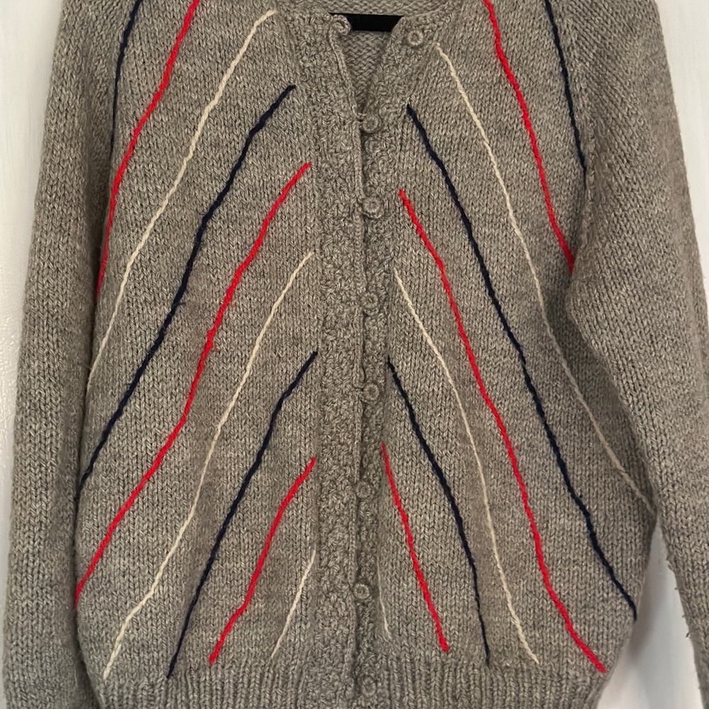 HAND-MADE KNIT CARDIGAN - Picture 6 of 6